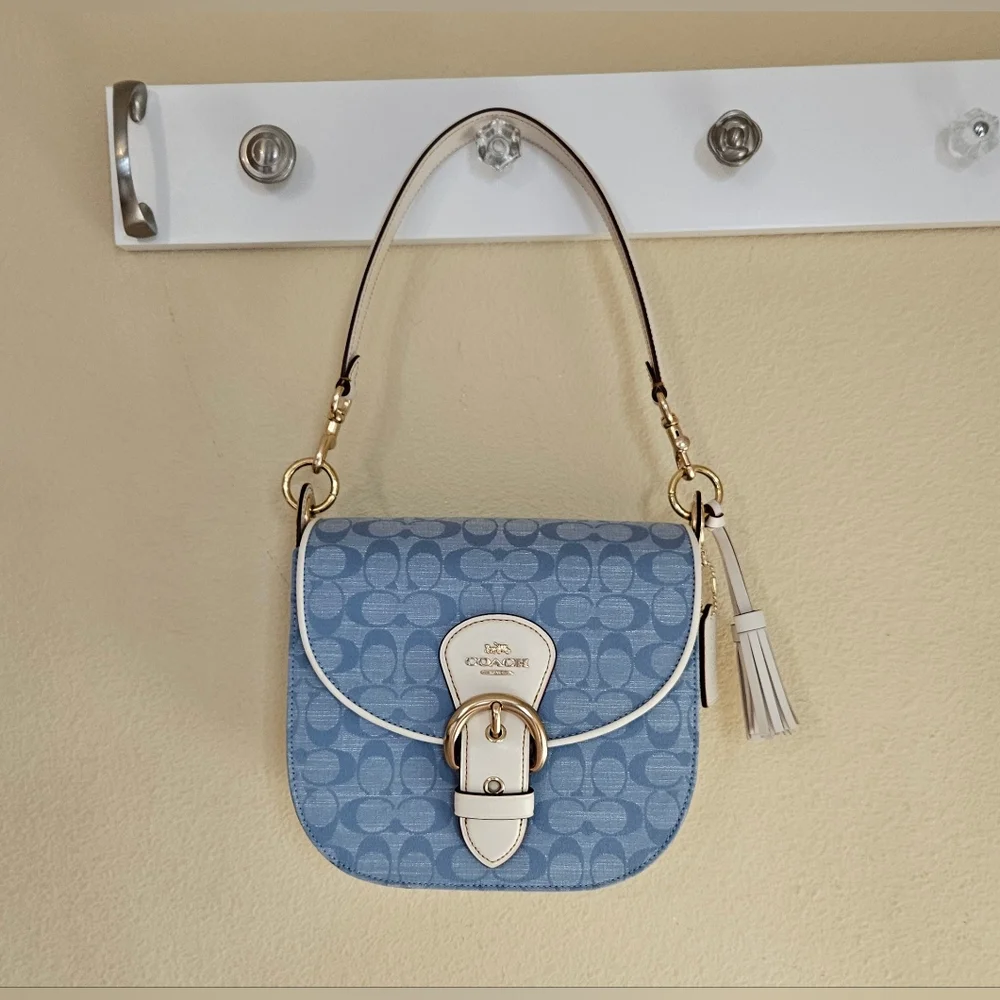 Coach Kleo Shoulder Bag In Signature Chambray